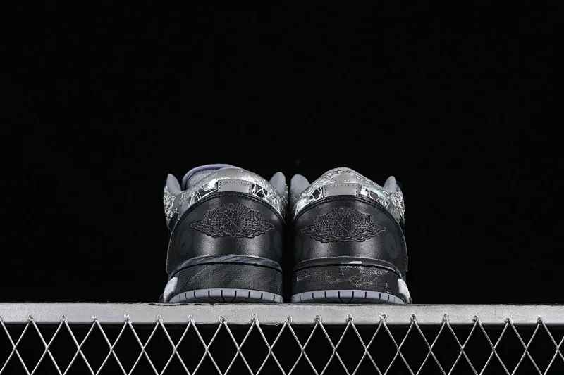 All categories Air Jordan Jordan series basketball shoes Air Jordan 1 Low Air Jordan 1 Low AJ1 Joe 1 Panda Prank Modern Wei Realm Gray Series Black and Silver Gray Low-top Cultural and Casual Shoes 553560-053